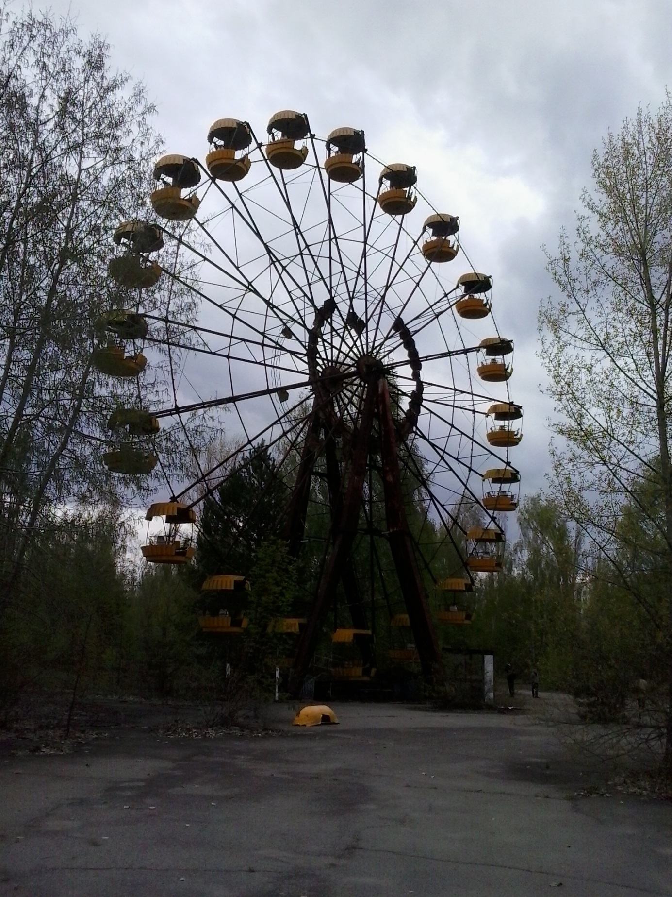 Opuštěný kolotoč v Pripjati je symbolem největší havárie jaderné elektrárny Černobyl (zdroj autor)