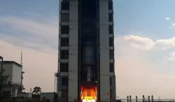 长征十号火箭第一级静力试验（来源：中国航天科技集团公司）。