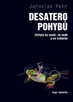 Redakce si anotací dovoluje upozornit na autorovu nejnovější knihu „Desatero pohybů“.  
Letícího racka, běžící srnu nebo lososa proplouvajícího peřejemi bereme často jako naprostou samozřejmost. Pohyby zvířat ale patří k tomu nejúžasnějšímu, co se v přírodě odehrává, a nejednou nad tím zůstává rozum stát i odborníkům. Vážky létají přes oceán z Indie do Mosambiku, i když jejich tělo disponuje zásobou energie na čtyři hodiny nonstop letu. Velryby vorvaňovci se potápějí do tříkilometrových hloubek a pod hladinou stráví skoro čtyři hodiny. Z toho, co o jejich organismu víme, ale vyplývá, že by jim už po hodině ponoru mělo hrozit utonutí. Had bojga šplhá po hladkých sloupech díky tomu, že na sobě uváže uzel. Pavouci křižáčci používají svou síť jako prak a nechávají se z ní vystřelit na kořist. Drobným roztočům slouží k dopravě na květy vybraných druhů rostlin kolibříci v roli živých aerotaxi. Mořští ptáci terejové loví ryby střemhlavým pádem z výšky sedmdesát metrů. Do vody dopadají rychlostí kolem sta kilometrů v hodině, a přesto si nesrazí vaz. Kniha odhaluje, jak příroda živočichy pro jejich výkony vybavila a co všechno se v organismu pohybujících se tvorů odehrává. Všímá si i toho, že člověk svými aktivitami staví zvířatům do cesty stál